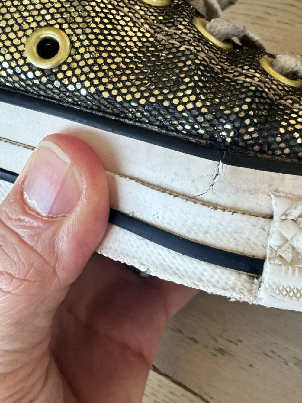 Converse Low Top Gold Glitter 7.5